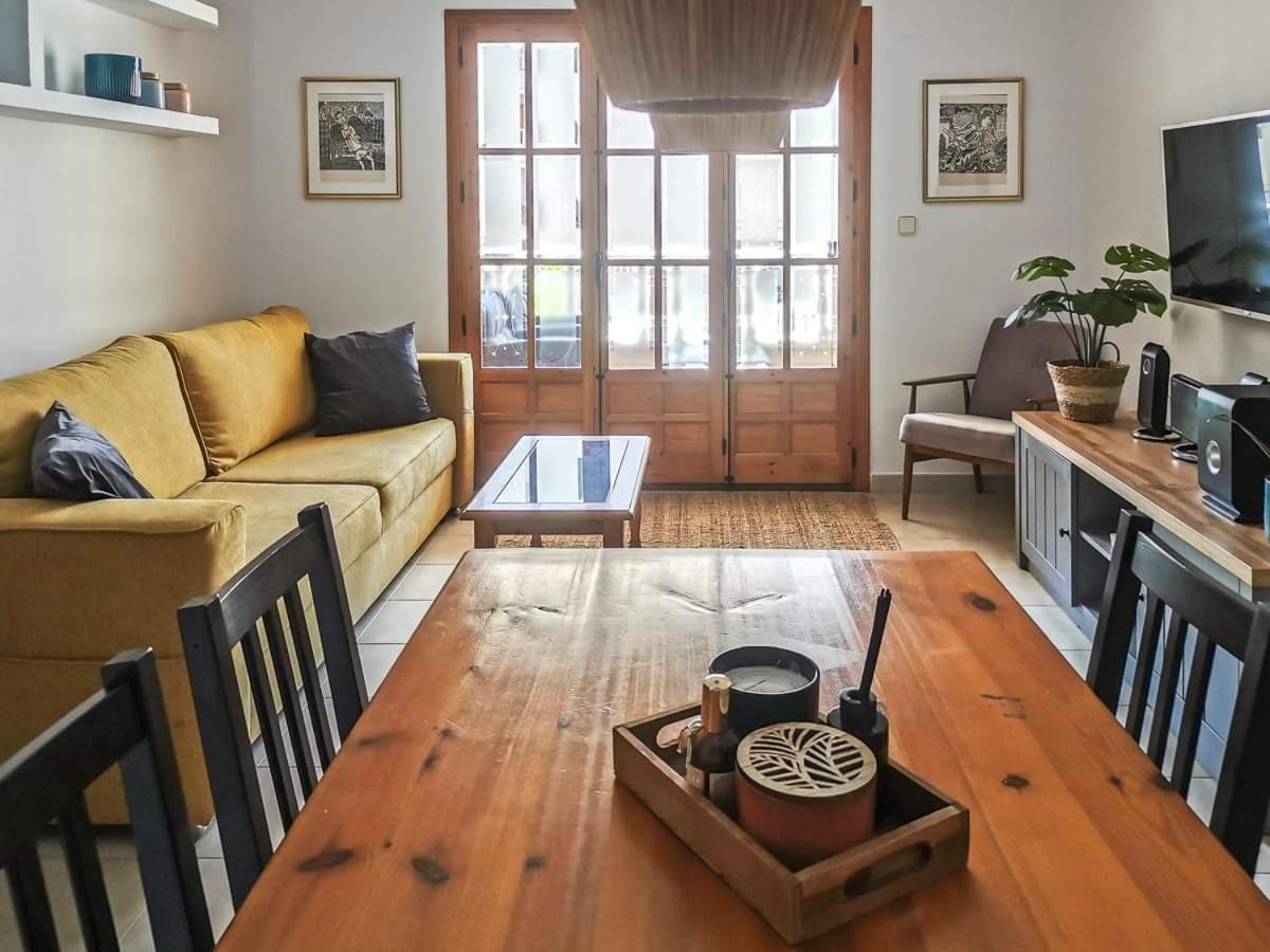 Casa Del Angel , Cosy 2 Bed Apartment,150M From Playa Los Locos Plus Beautiful Swimming Pool 또레비에하 외부 사진